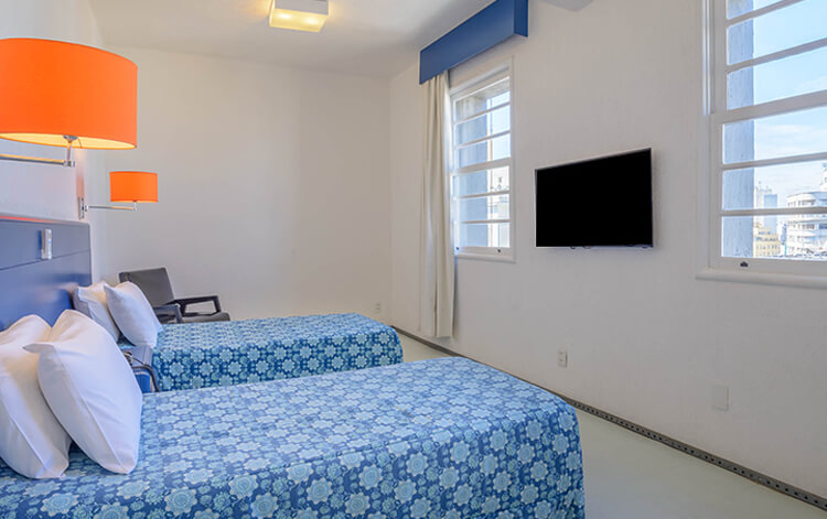 Quarto Quadruplo